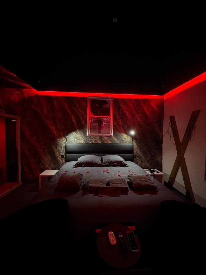 Spa De La Quarterelle Love Room 88 Vosges Ремирмонт Екстериор снимка